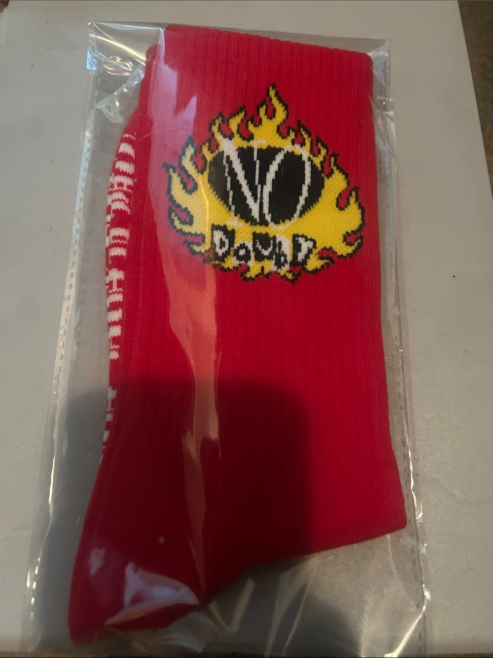 No doubt socks with Flame Logo - Unbranded